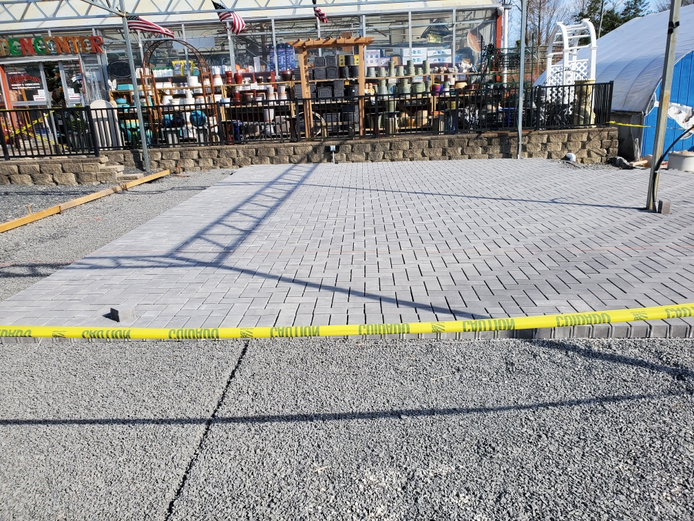 holly-days-sprintime-2021